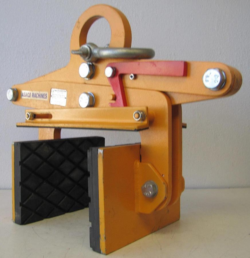 Used Abaco Scissor Clamp Lift Accessory SC150-B 3300 Lb Cap 1 -1/8" to 6" Grip Range