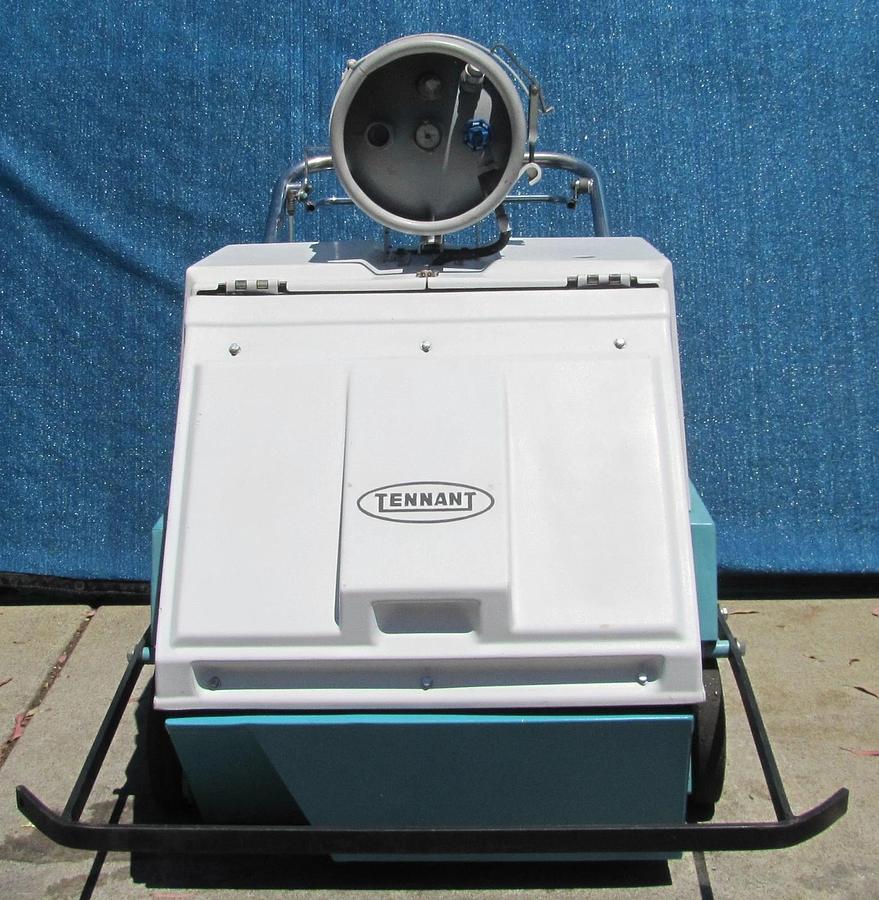 Used Tennant 186 Walk Behind Self Propelled Floor Sweeper Kohler Propane Engine