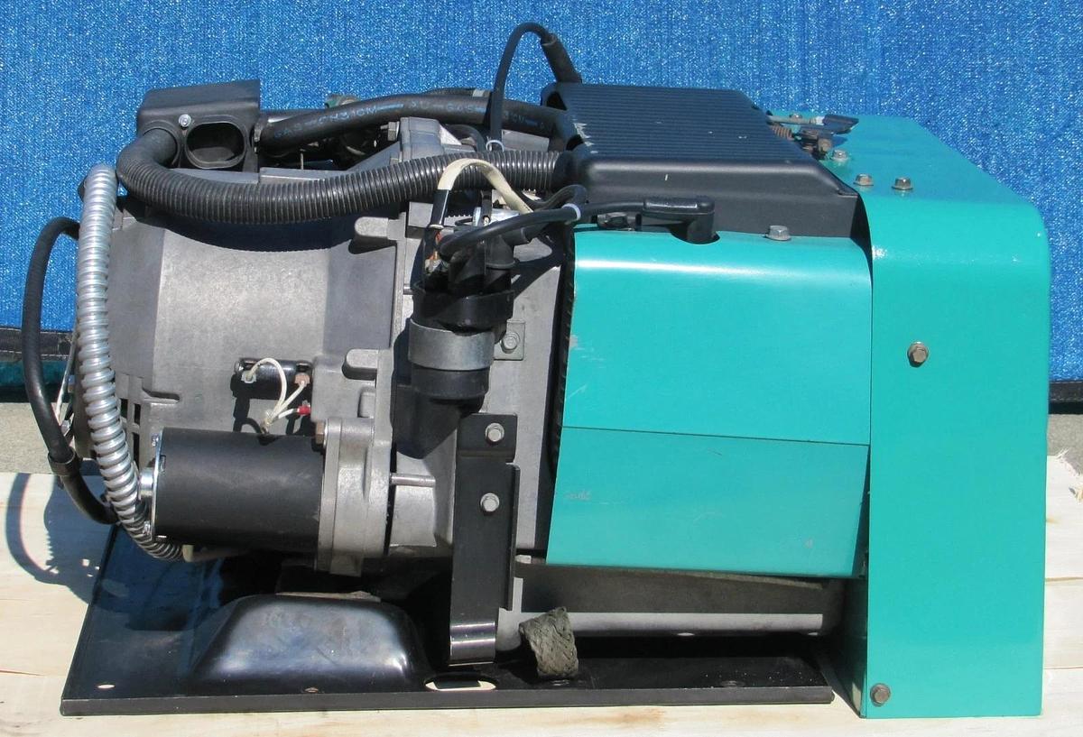 Used Onan Commercial 6500 Watt RV Gasoline Generator 120/240V Output 1784 Hours