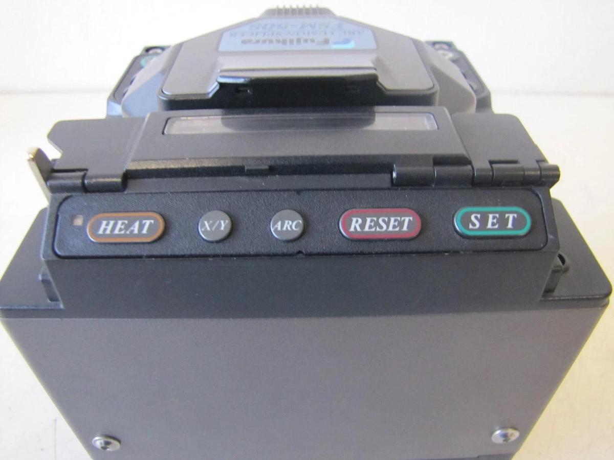 Used Fujikura FSM-50S Optical Fiber Arc Fusion Splicer AS IS with Case and Manual