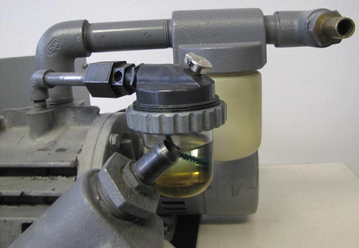 Used Super Line Vacuum Pump 550W Motor Welch Type 220V