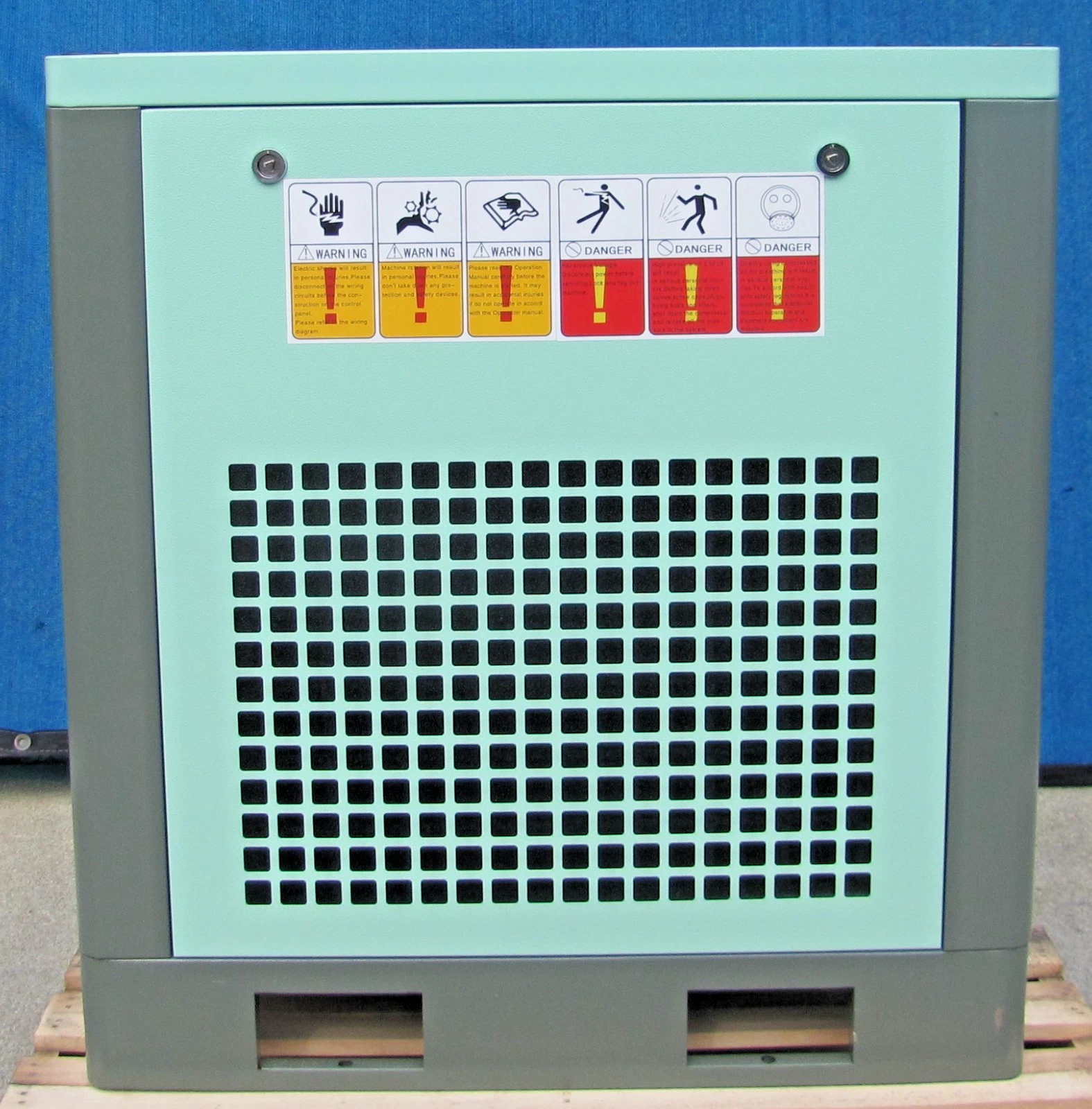 Used 2026 Maximus 10 HP Rotary Screw Air Compressor VFD 230V Single Phase