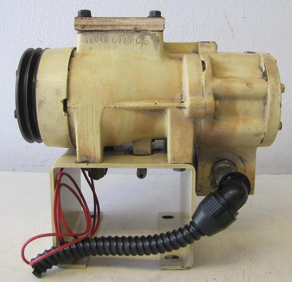 Used Ingersoll Rand Airend Pump 39248117 for 10 HP Rotary Screw Compressor SSR-EP10