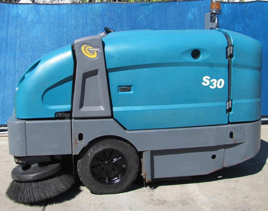 Used Tennant S30 Ride On Parking Lot Sweeper LP Propane GM 1600 Vortec Engine