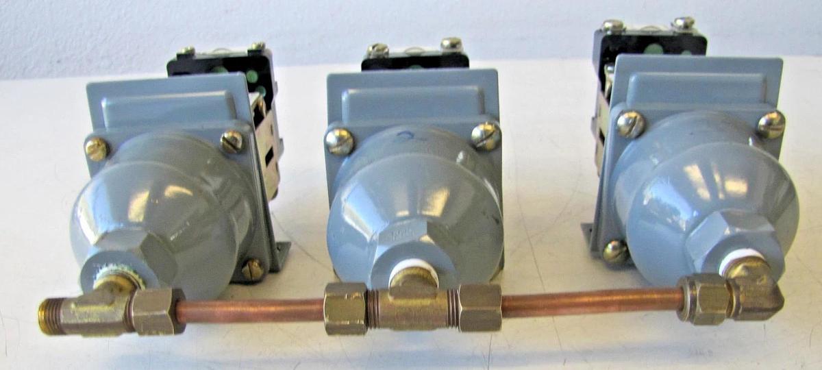 Used Lot of 3 Allen Bradley 836-C2 Electric Control Pressure Switches 65 PSI 24-600V