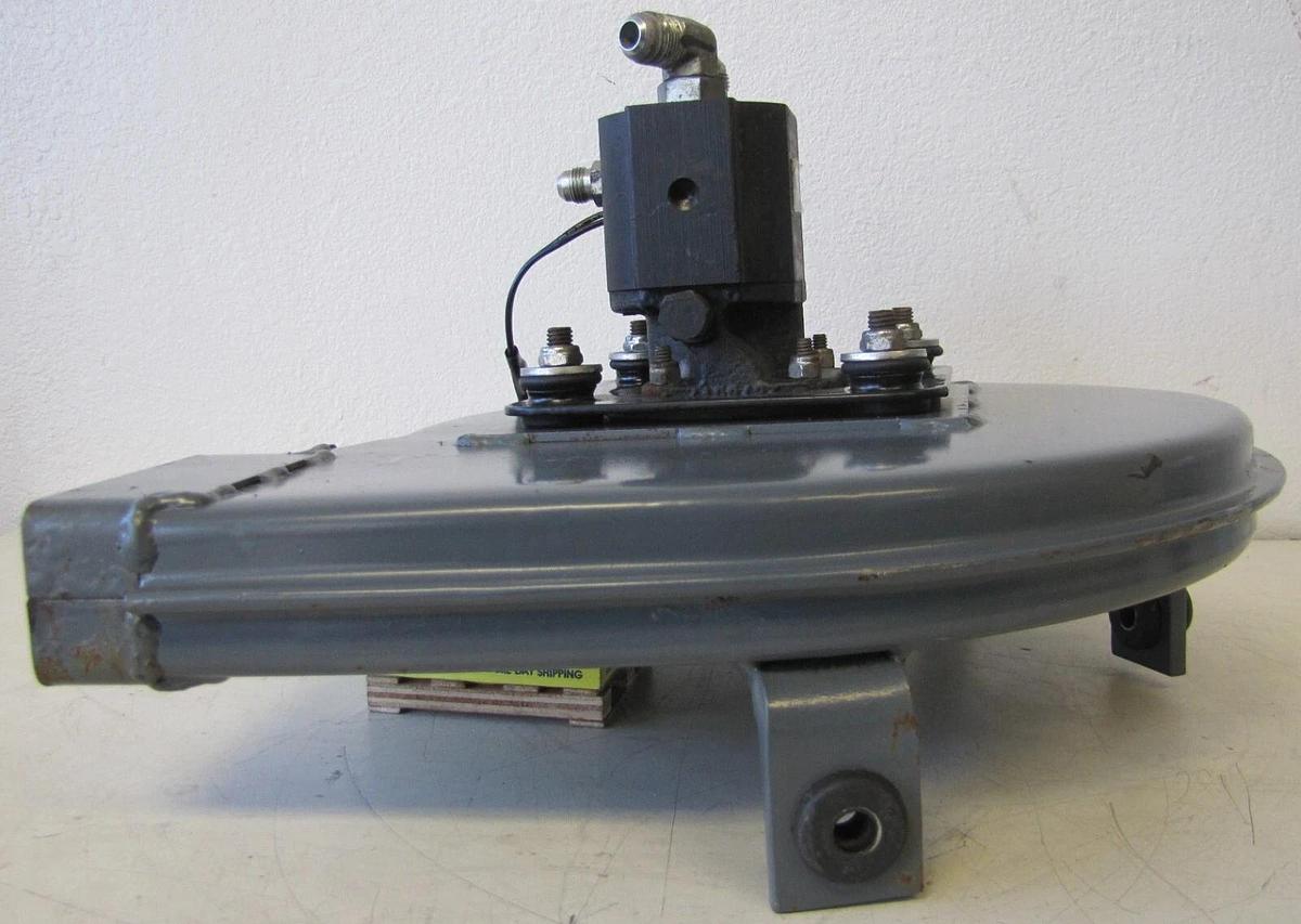 Used Tennant Sweeper Vacuum Fan Assembly Housing and Hydraulic Motor 1071240 9002683