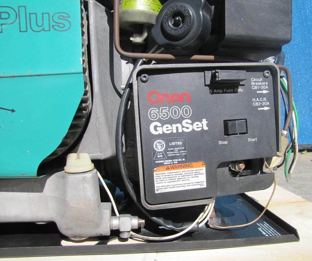 Used Onan Commercial 6500 Watt RV Gasoline Generator 120/240V Output 1784 Hours