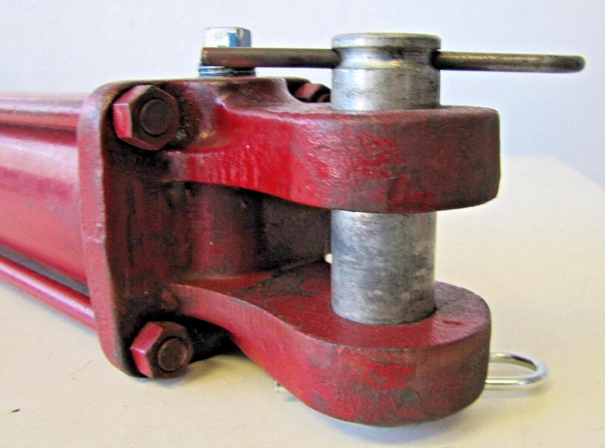 Used Hydroline Rockford 2.5” Bore x 24” Stroke Hydraulic Cylinder 2500 psi