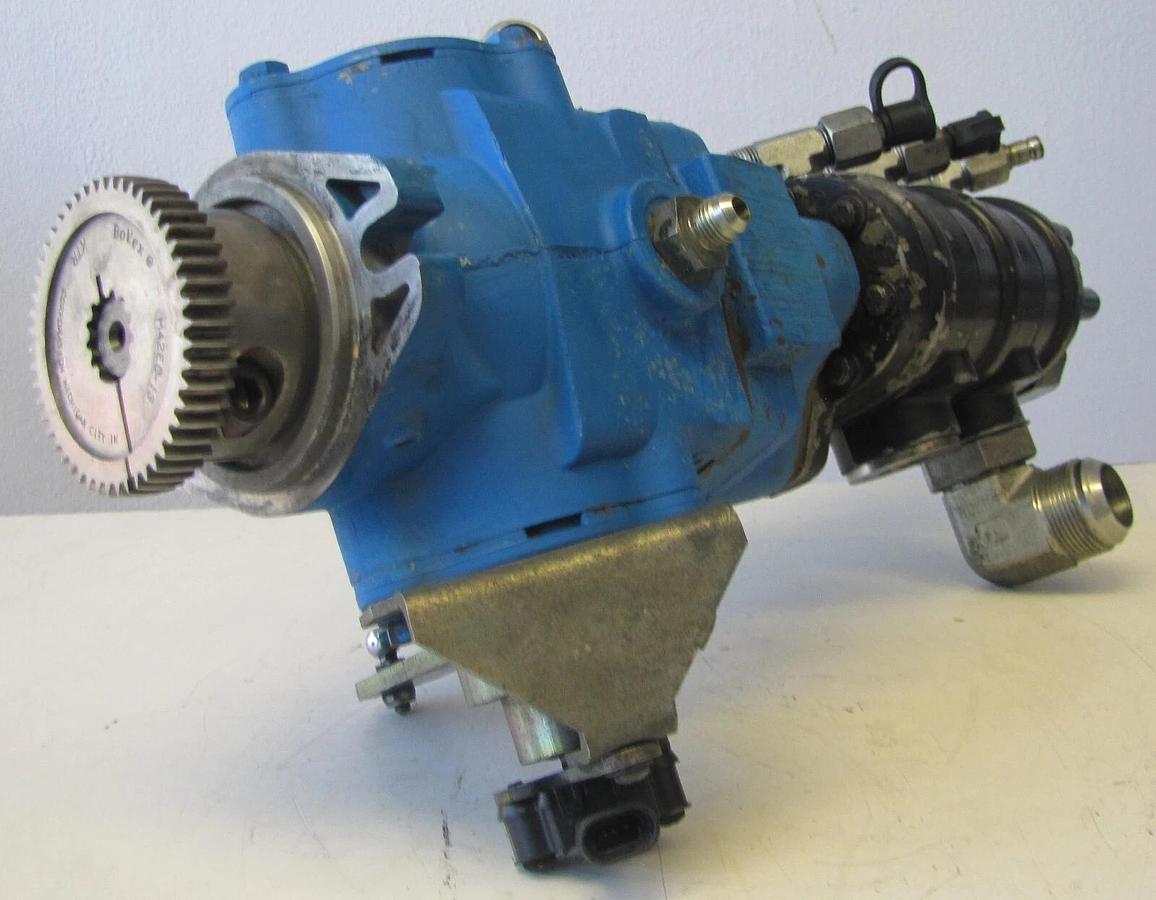 Used Advance Nilfisk 56304113 Triple Gear Pump & 56304112 Hydraulic Piston Pump Main