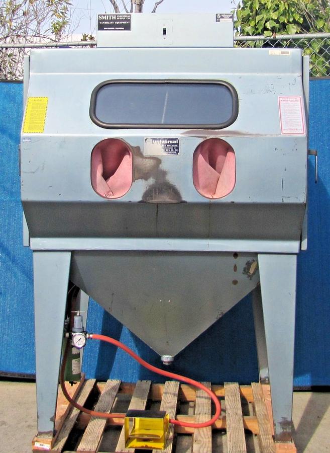 Used Universal Sand Abrasive Blast Blasting Cabinet with New Gloves 48"x 33" x 31"
