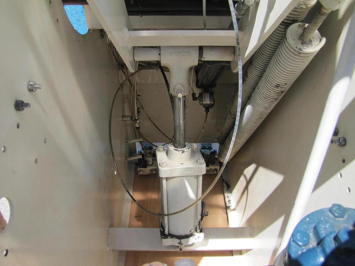 Used Ceco Dry Cleaning Machine Ironing Steam Press Steam & Air Operated Cissell Type