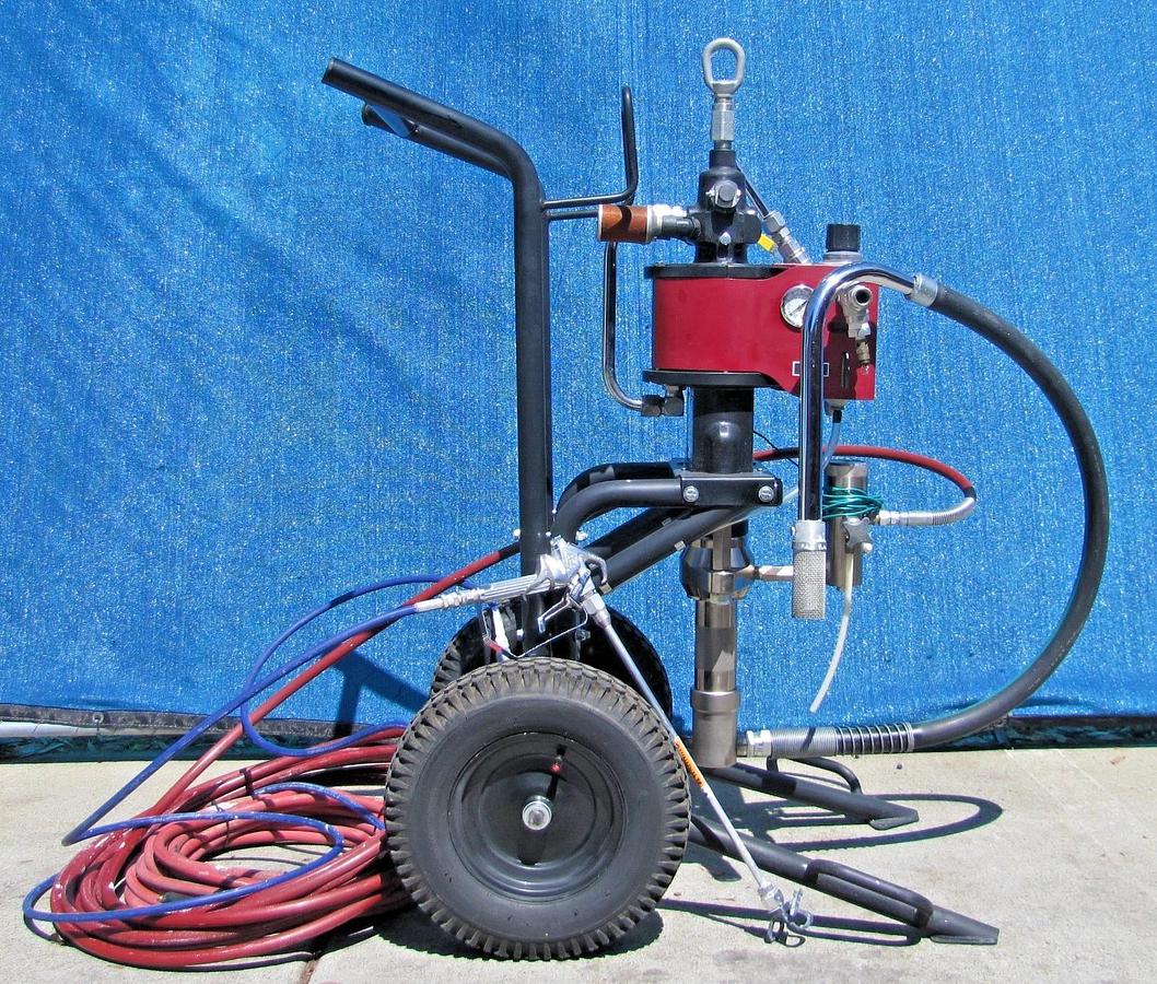 Used 2019 Titan Powrcoat 730 Air Powered Airless Paint Sprayer 3000 PSI @ 4 GPM