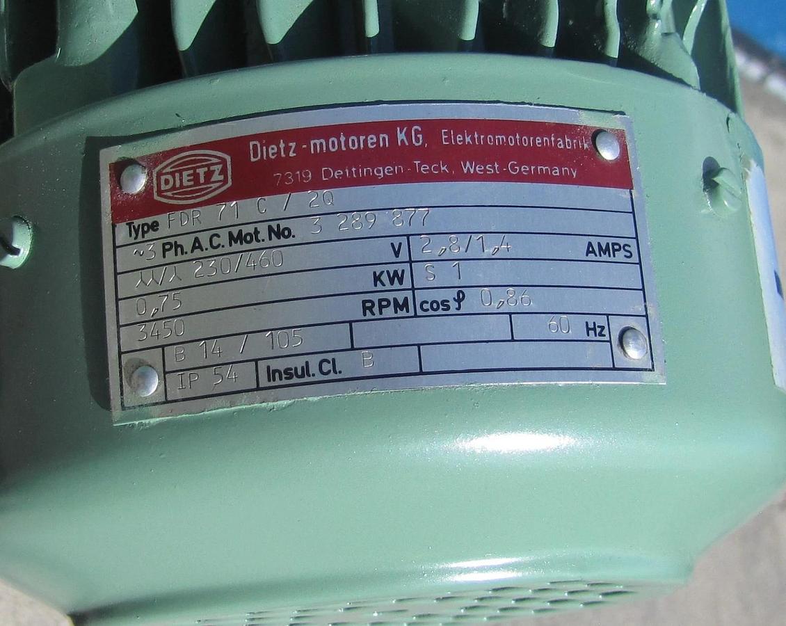 Used DME Pin Tool Grinder and Cutter Cut Off Machine With Coolant Pump 230V 3 Phase