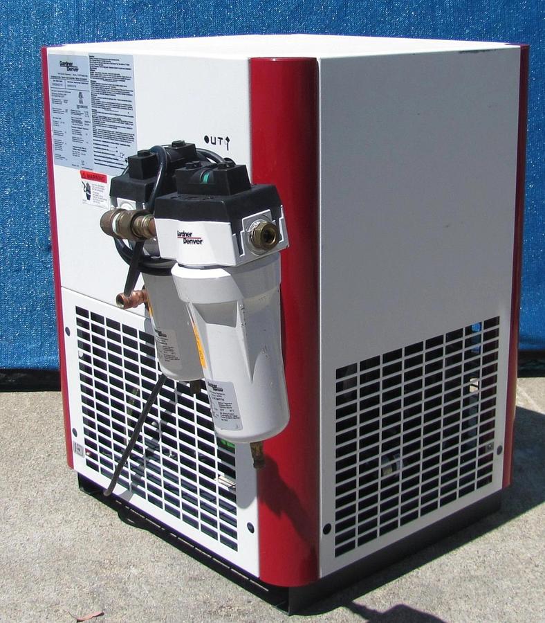 Used Gardner Denver RNC25A2C1N1 25 SCFM Refrigerated Air Dryer 115VAC 232 PSIG R134A