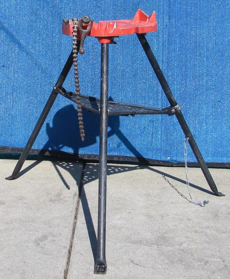 Used Ridgid 460 Portable Tristand 1/8" to 6" Pipe Chain Vise and Bender