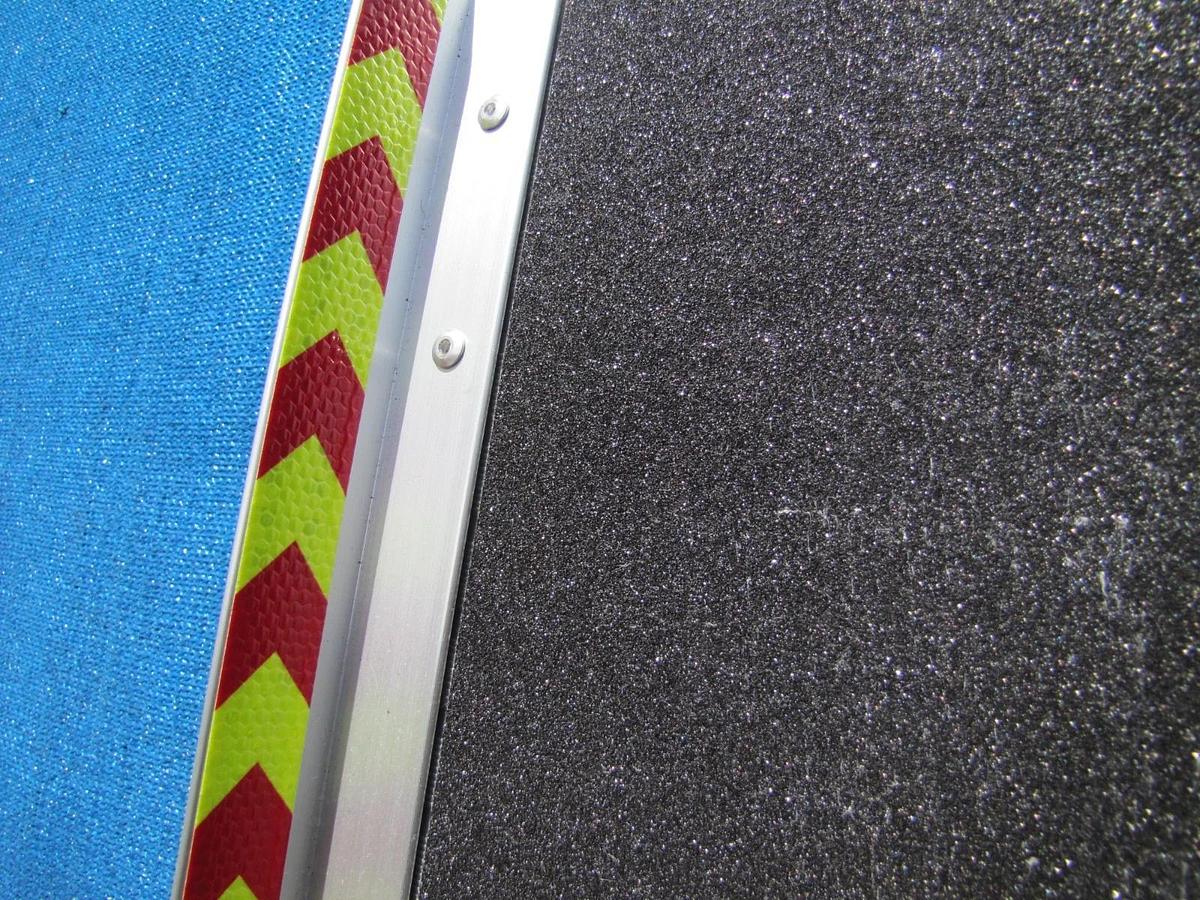 Used Aluminum Multi-Fold Loading Ramp 600 lb 4 ft x 28.5 in Wide Portable Folding