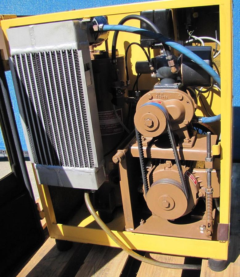 Used Kaeser SM8 7.5 HP Rotary Screw Air Compressor 30 CFM 460V 3PH Only 32,136 Hours