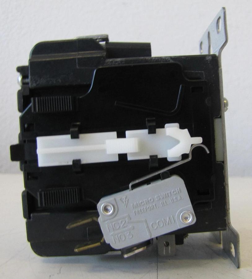 Used Furnas 42CF35AFM 3 Pole 40 Amp Definite Purpose Controller Contactor with Switch