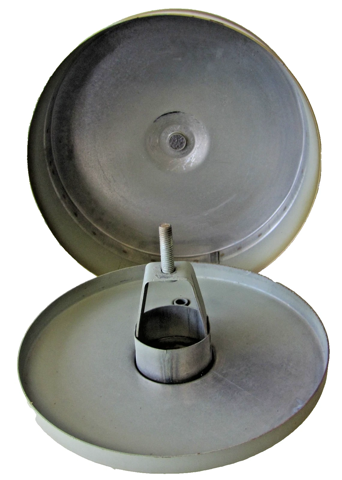 Used Ford Air filter Holder Genuine OEM Part for Engine Model LSG-8751-6005-A