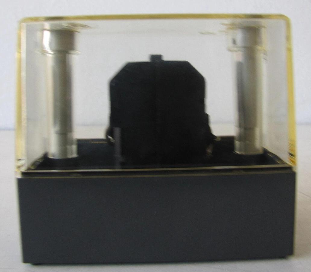 Used Klockner Moeller 20 Amp Industrial Contactor DIL 00-40-NA  3 Pole 20A 115V Coil