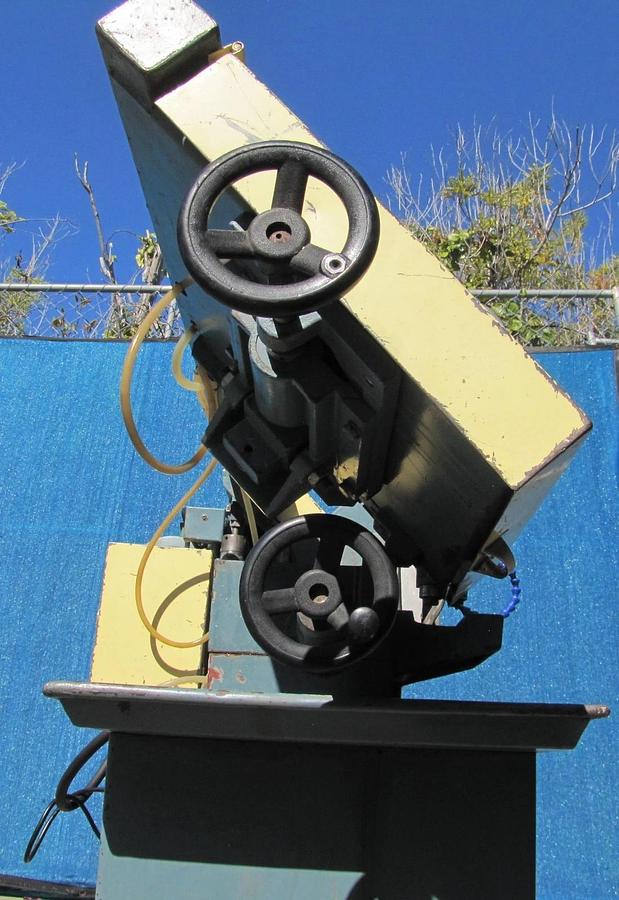 Used Delta Rockwell Model 9 Horizontal Metal Bandsaw 1 HP 220V 3PH Coolant Pump Vise