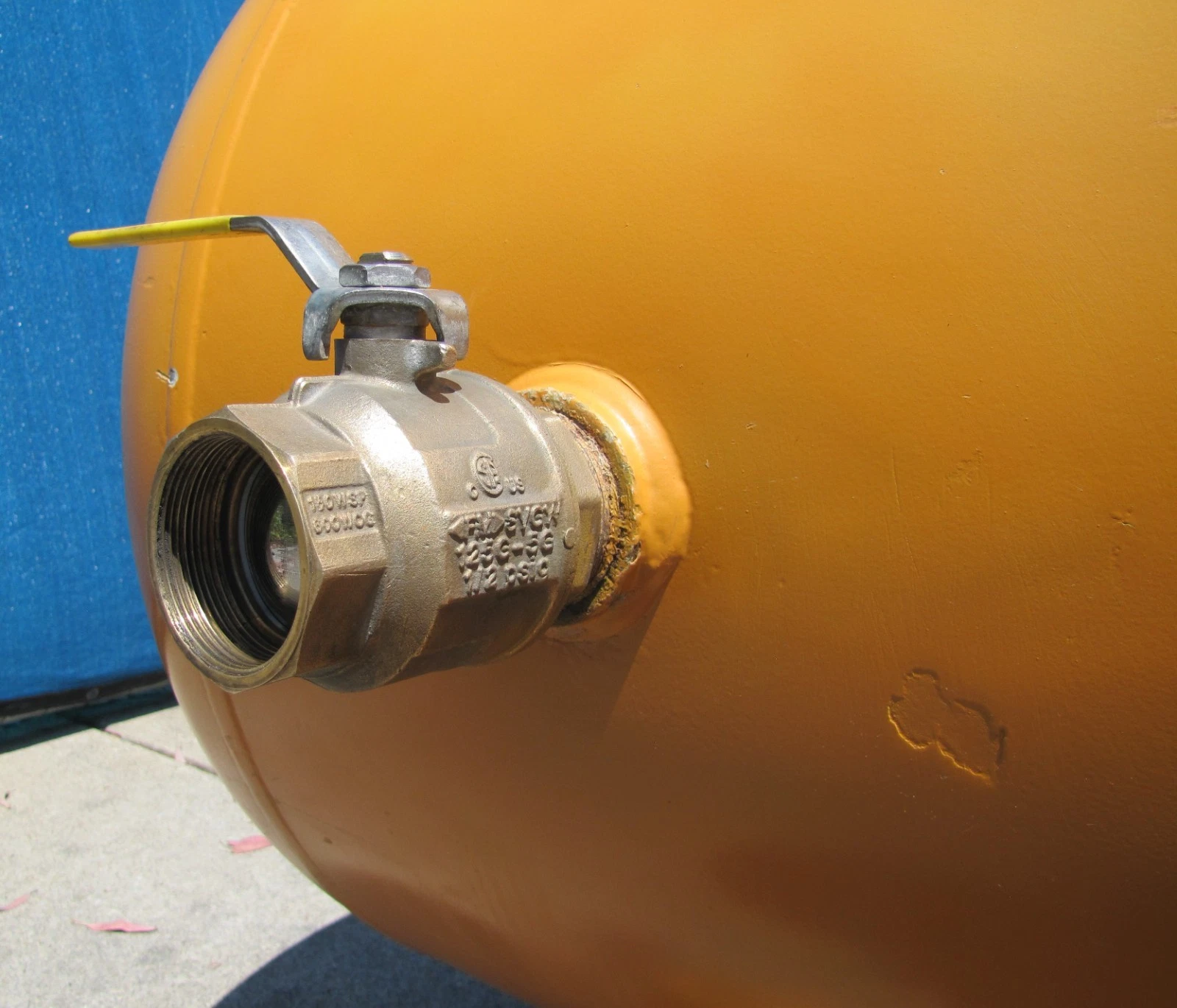 Used Silvan Horizontal 240 Gallon Air Tank 200 PSI W Pressure Gauge Ball Valve Outlet