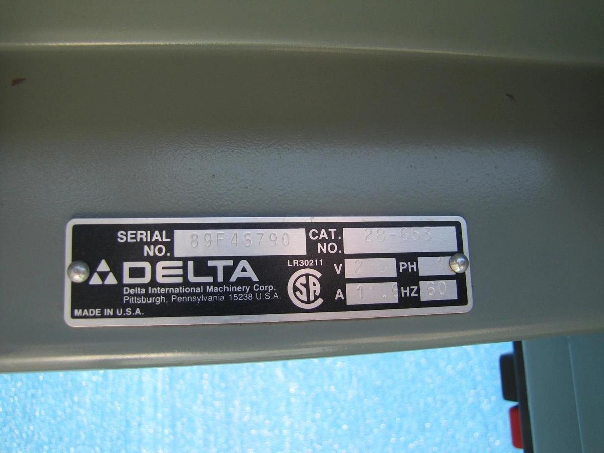 Used Delta Model 20 28-653 Vertical Band Saw 2HP 230V 1PH 24x20 Table Blade Welder