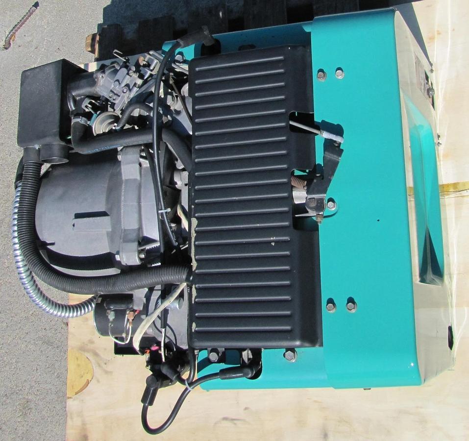 Used Onan Commercial 6500 Watt RV Gasoline Generator 120/240V Output 1784 Hours