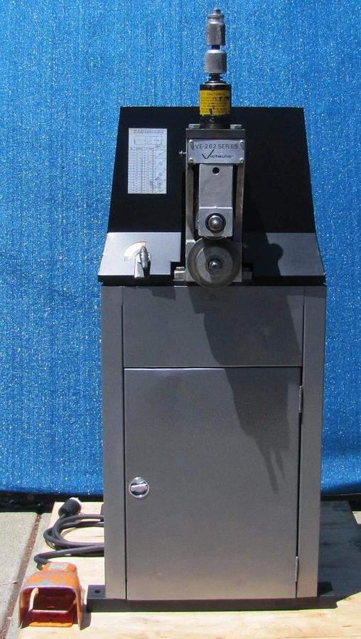 Used Victaulic VE-262 Hydraulic Pipe Groover 2" to 16" Pipe Grooving Machine 230V 1PH