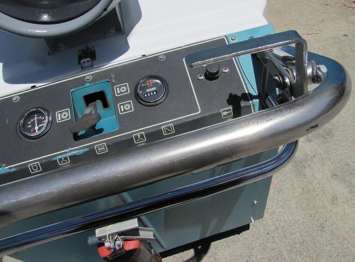 Used Tennant 186 Walk Behind Self Propelled Floor Sweeper Kohler Propane Engine