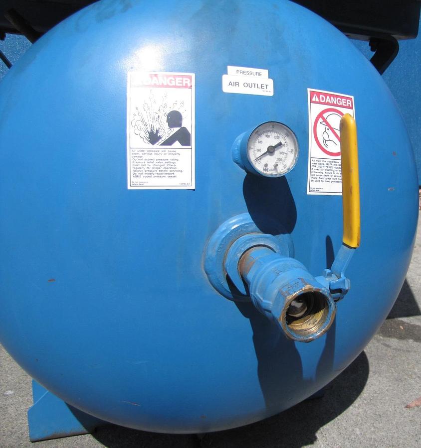 Used Quincy 25HP VFD Rotary Screw Air Compressor 120 Gal Tank 230V 3PH Only 34178 Hrs
