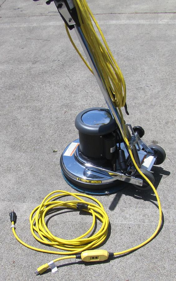 Used Global Industrial 17" Low Speed Floor Machine 1.5 HP Buffer Scrubber 73 ft cable