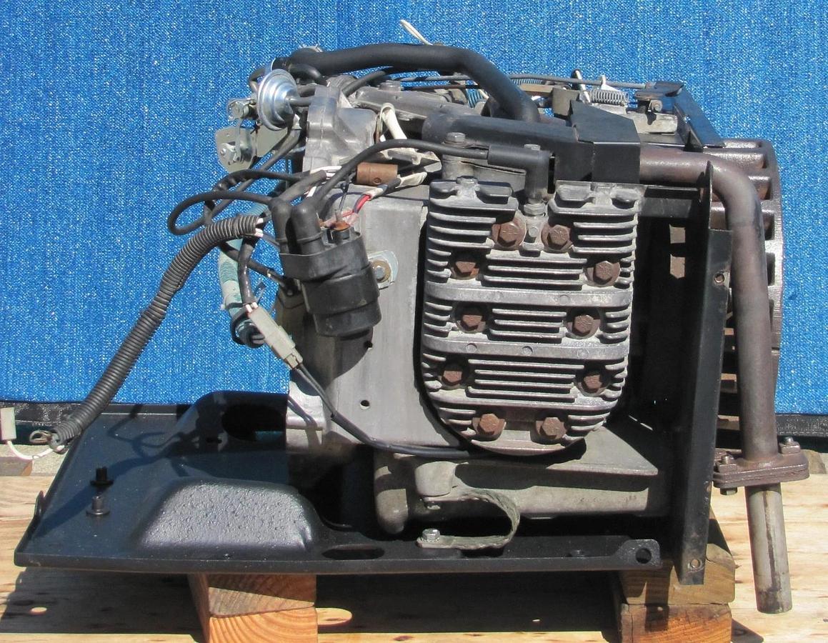 Used Onan Commercial Gasoline Engine 1800 RPM Off RV Generator 6.5NHDFB30502M W/ Carb