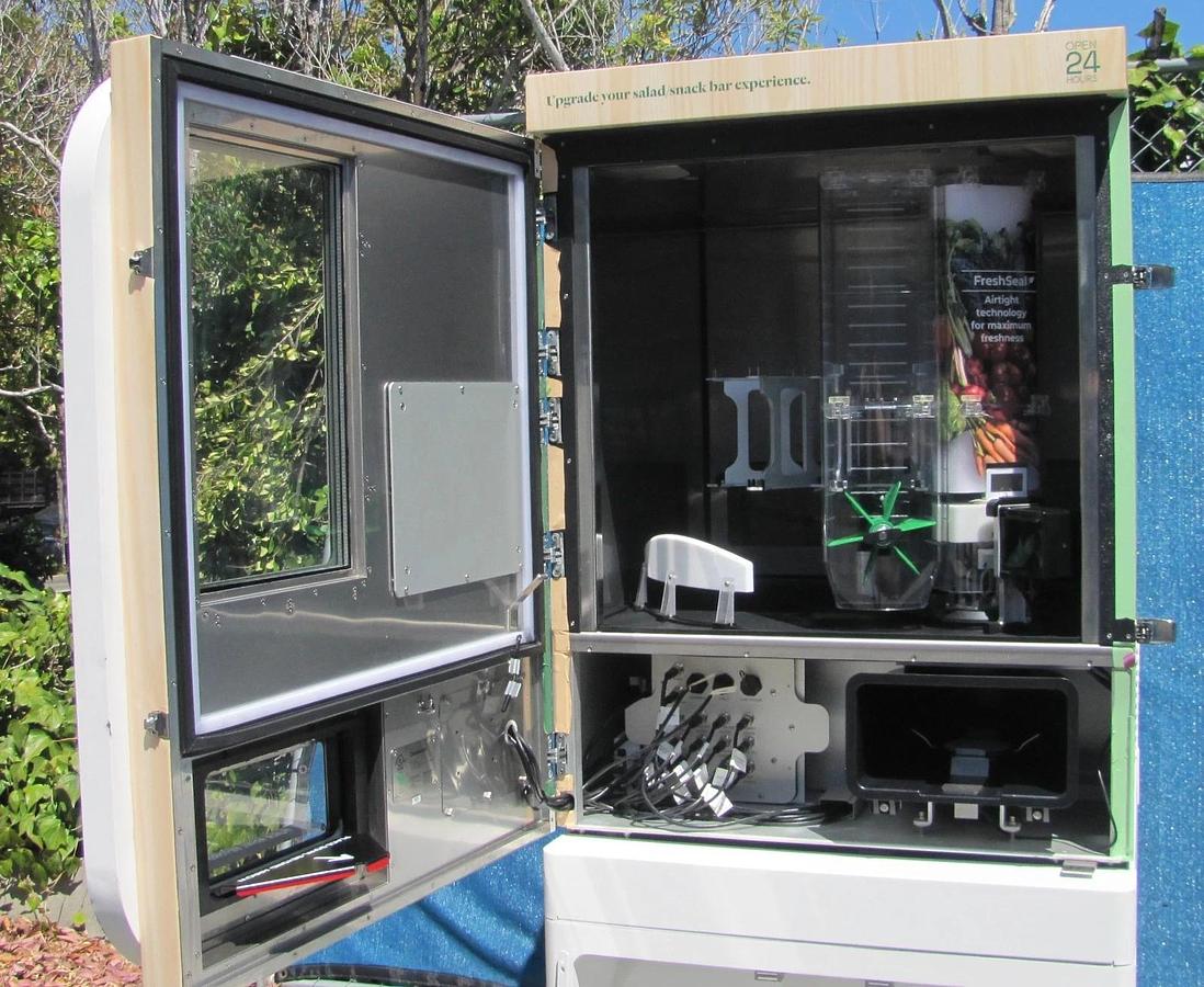 Used Chowbotics Sally01 Fresh Meal Salad Food Refrigerated Vending Machine AS IS 120V