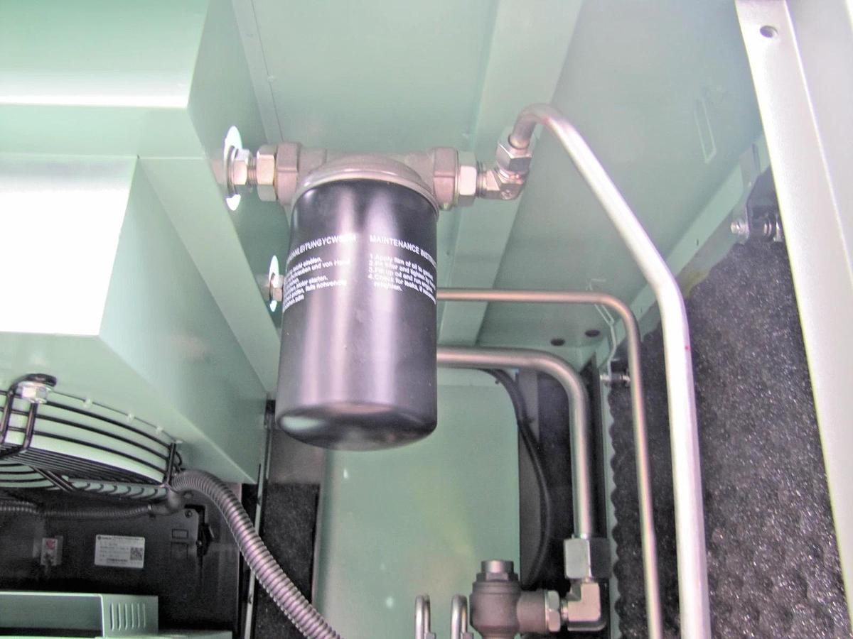 Used 2026 Maximus 10 HP Rotary Screw Air Compressor VFD 230V Single Phase