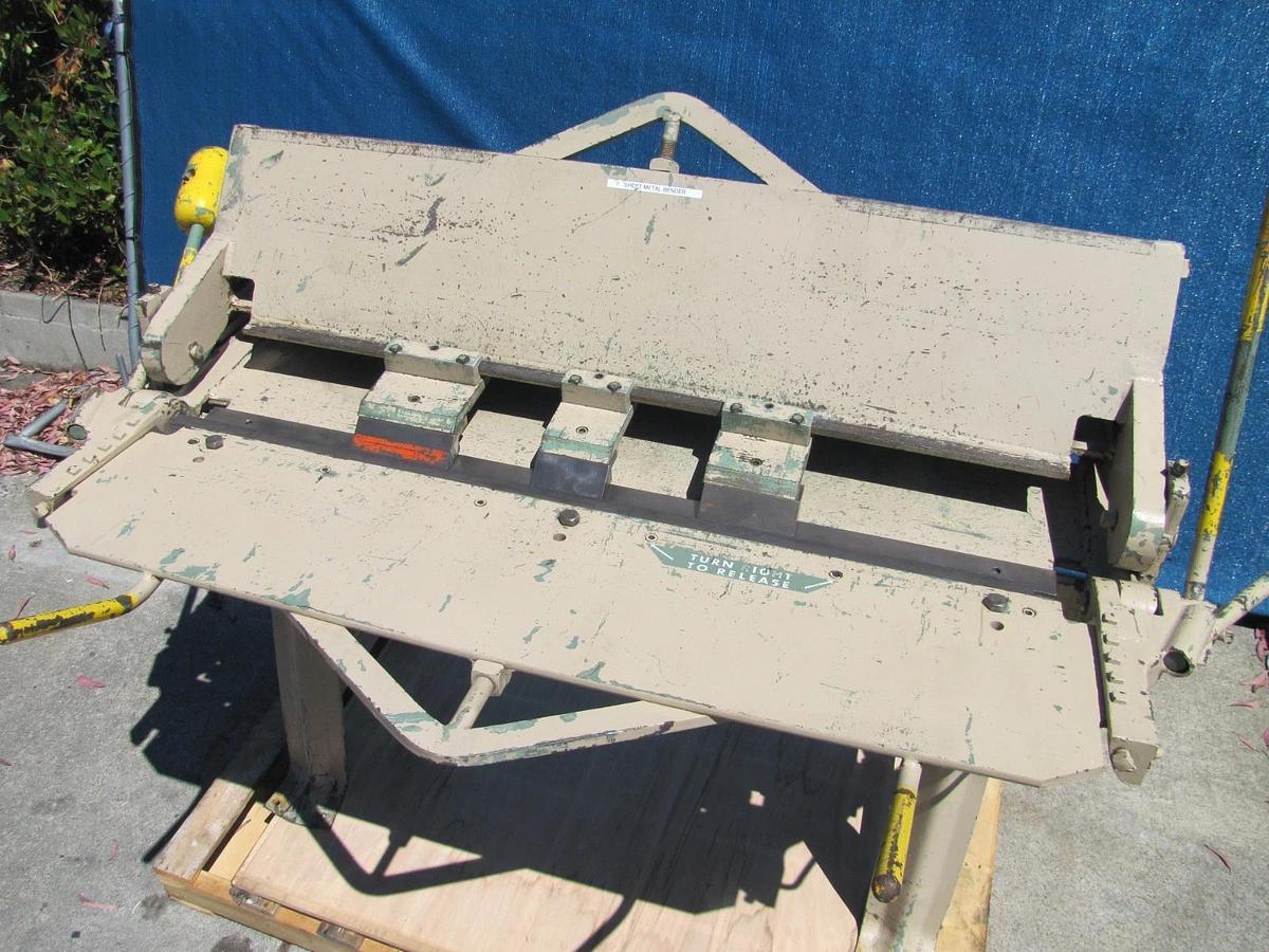 Used Chicago W31 48" Box & Pan Finger Brake Sheet Metal Bender 14 Gauge Metalworking