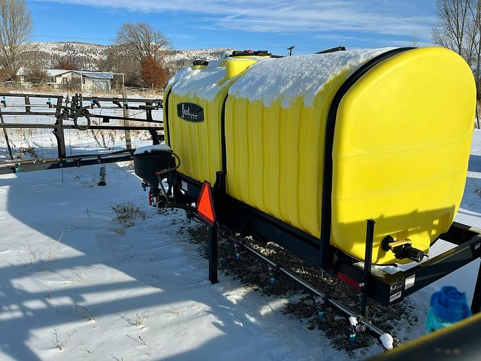 Used 90' Fast FM9400 Front Mount Sprayer for Challenger MT700 Series Tractor