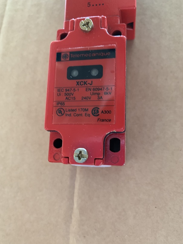 Used Telemecanique limit switch xck-j5954b21