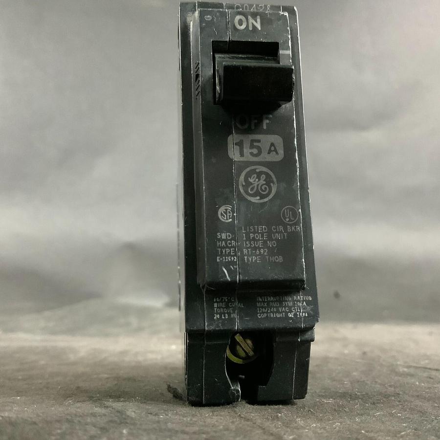 Used GENERAL ELECTRIC RT-692 CIRCUIT BREAKER ($19 OBO)