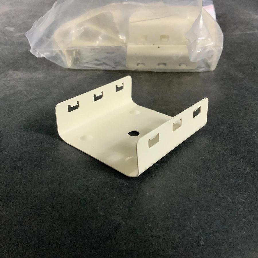 Used WIREMOLD NM2003 MOUNTING CLIP ($8 OBO)