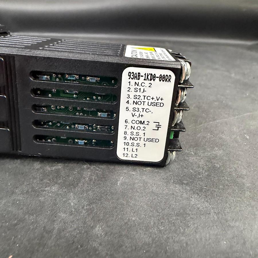 WATLOW 93AB-1KD0-00RR TEMPERATURE CONTROLLER ($200 OBO)