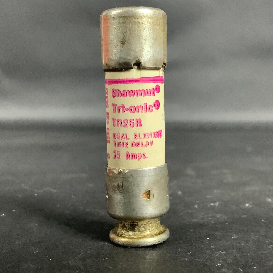 FERRAZ SHAWMUT TRI-ONIC TR25R FUSE ($5 OBO)