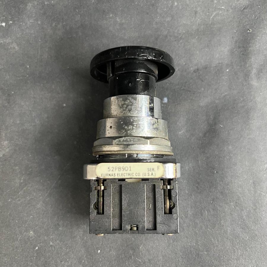 Used FURNAS ELECTRIC 52PB9D1 BLACK PUSHBUTTON ($25 OBO)