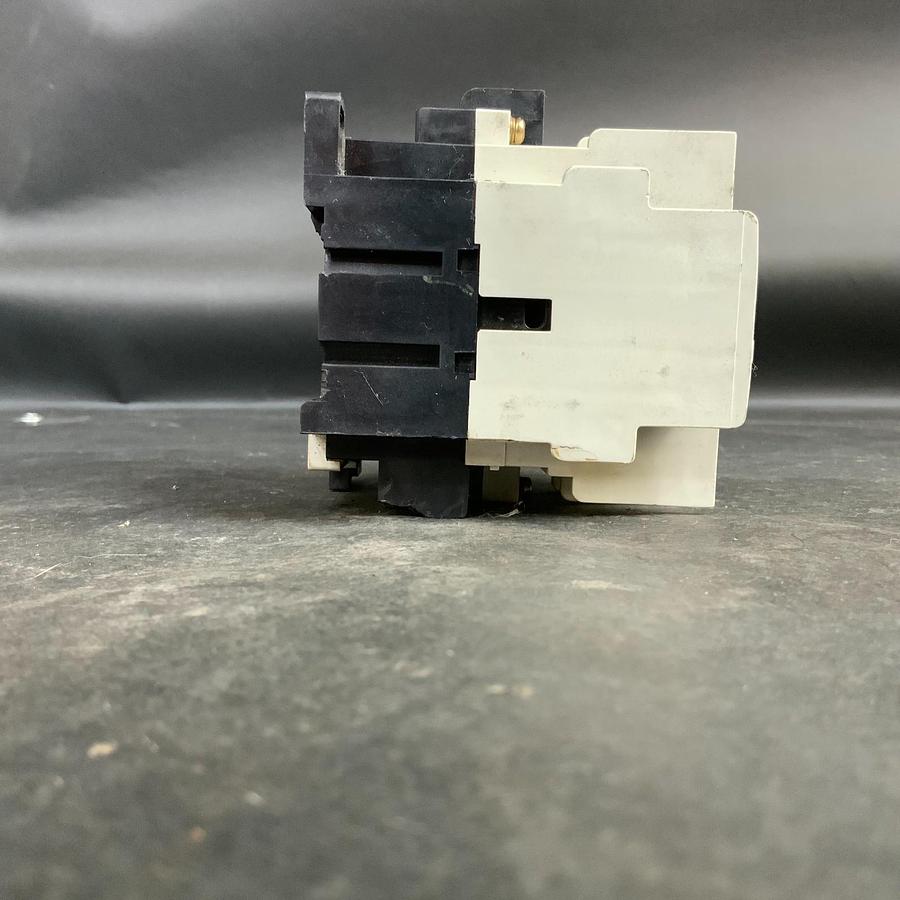 Used MITSUBISHI ELECTRIC S-N25 MAGNETIC CONTACTOR 35A 600V ($25 OBO)