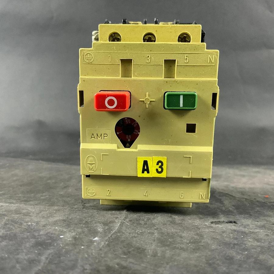 Used KLOCKNER MOELLER PKZM0-1 0.6-1A MOTOR STARTER ($30 OBO)