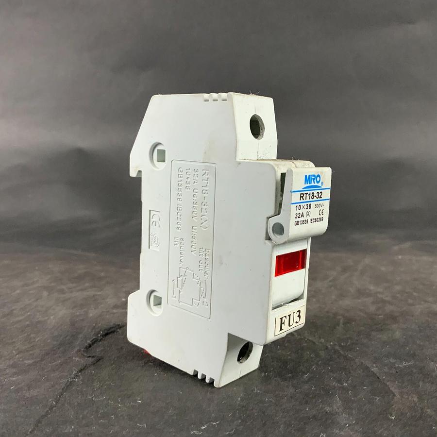 Used MRO STOP RT18-32X FUSE HOLDER BASE ($10 OBO)