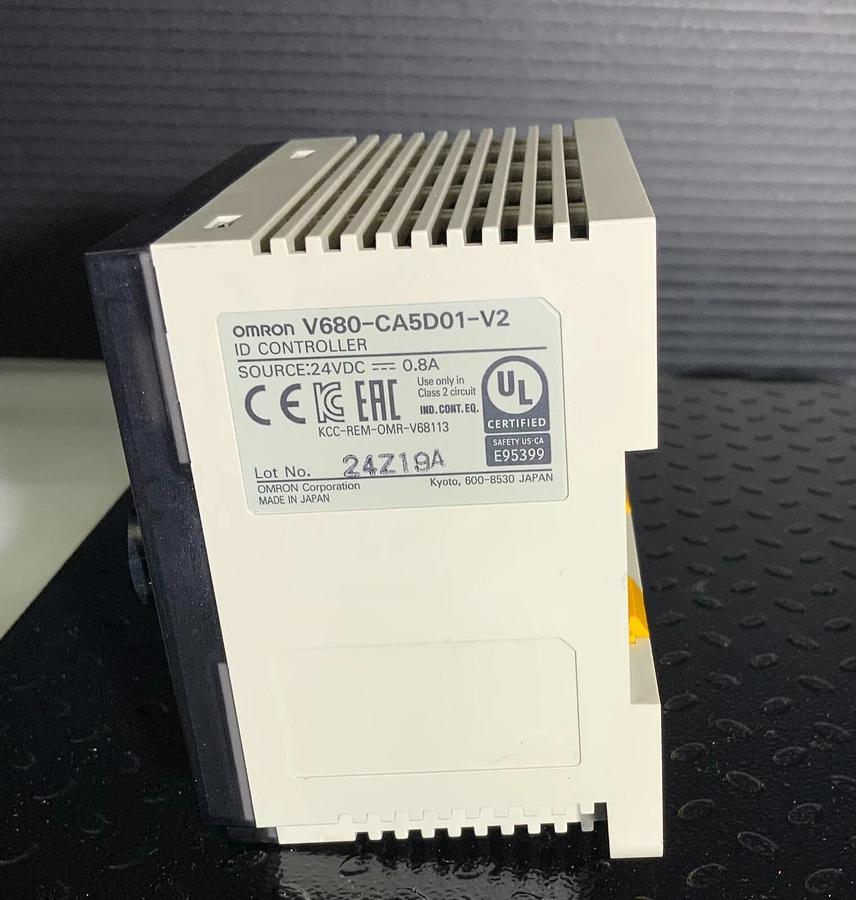 OMRON V680-CA5D01-V2 ($99.99 OBO)
