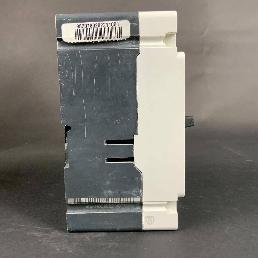 Used EATON FDC3050-NSB CIRCUIT BREAKER -BRAND NEW IN BOX- ($750 OBO)