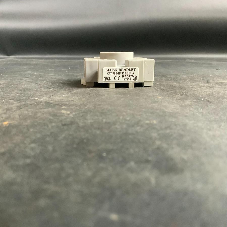 Used ALLEN BRADLEY 700-HN126 SERIES A ($5 OBO)