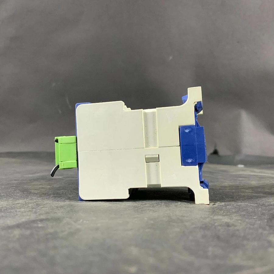Used TELEMECANIQUE LC1-EE 09 CONTACTOR ($30 OBO)